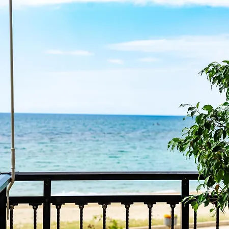 Svetlana Seaview * Nea Karvali